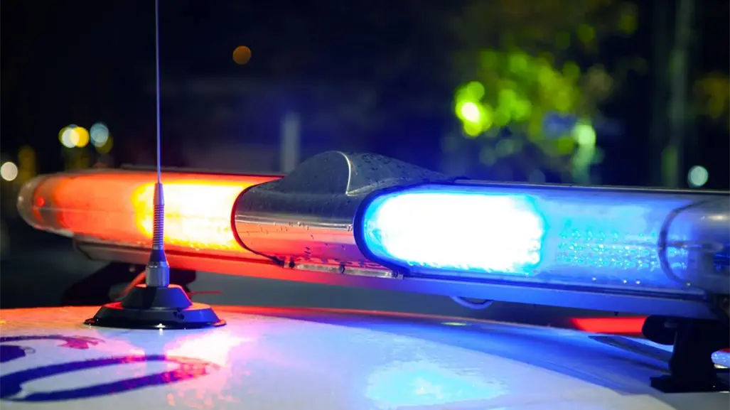 VIDEO | Evitan que hombre se arroje de puente en Nezahualcóyotl gracias a intervención policial