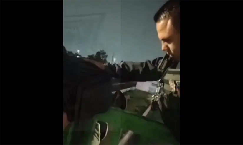 La rápida movilización de los oficiales evitó una tragedia en una zona de alto tránsito vehicular. Foto: Especial