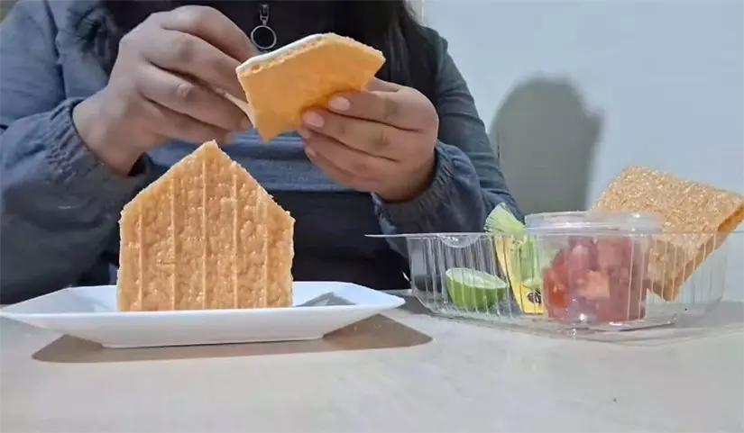 imagen recuadro Con el auge de la casita de chicharrón, las celebraciones navideñas en México adquieren un toque único y sabroso. Foto: Jorge López