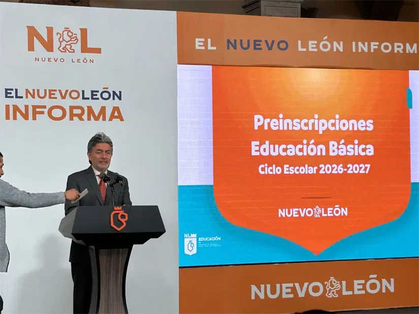 La educación en el uso seguro de internet es crucial para los niños durante las vacaciones navideñas según la Secretaría de Educación. Foto: Rosy Sandoval