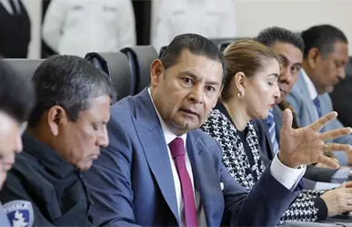 Alejandro Armenta cumple un año como gobernador de Puebla; 365 días de claroscuros
