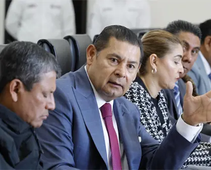 Alejandro Armenta cumple un año como gobernador de Puebla; 365 días de claroscuros