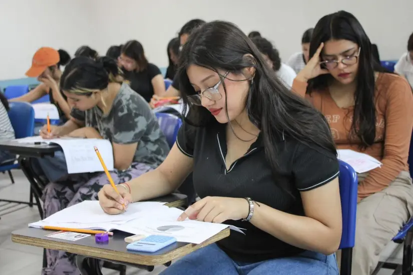 imagen recuadro Los recursos reasignados en el Paquete Económico 2026 serán destinados a educación y al campo. Foto: Carlos García