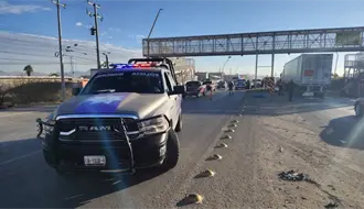 Mujer pierde la vida en carretera Torreón- Matamoros; es arrollada y responsable huye