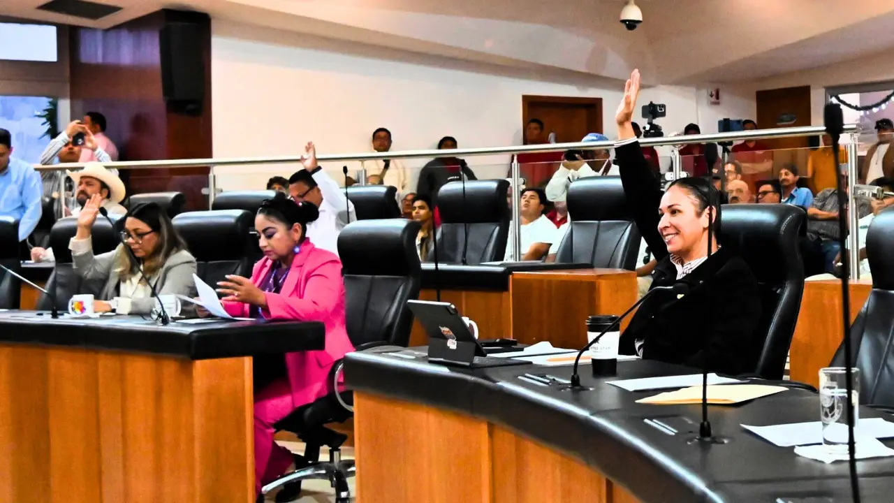 La XVII Legislatura aprobó el paquete económico 2026, que prevé ingresos por más de 26 mil 900 millones de pesos para Baja California Sur. Foto: CongresoAhora BCS / Facebook