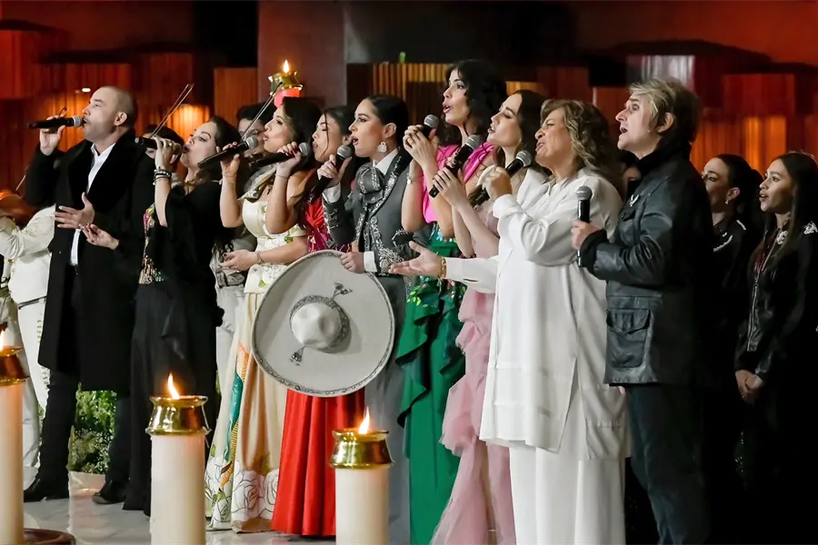 Una noche de devoción, así transmitió Azteca Uno las Mañanitas a la Virgen de Guadalupe