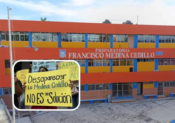 Buscan desaparecer prepa Medina Cedillo; manifestantes llegan a la presidencia de Tampico