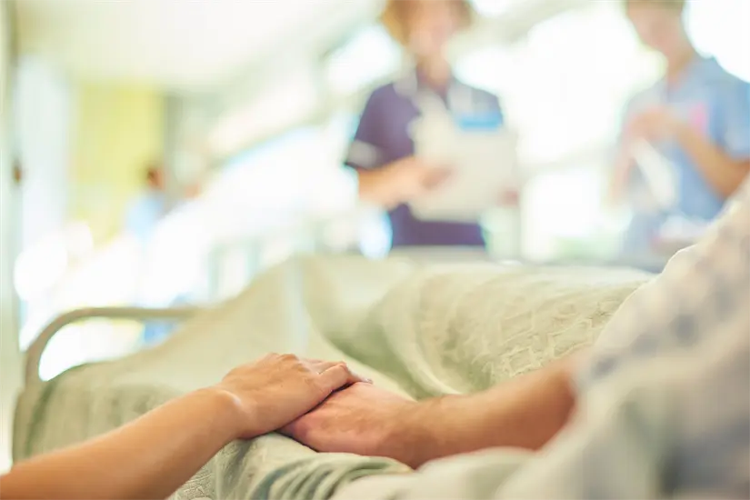 imagen recuadro Quinceañera se queda internada, después de mala cirugía. Foto: Canva