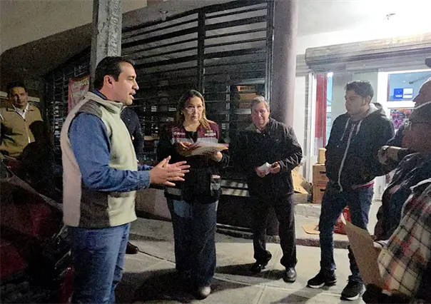 Jes&uacute;s Nava logra apoyo de empresarios para afectados por incendio en la colonia Zimix