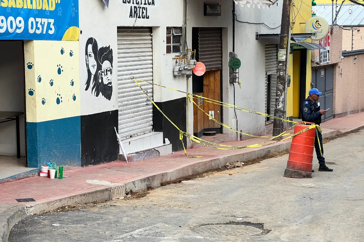 Muere hombre en calles de la alcaldía Miguel Hidalgo, CDMX. Foto: Luis Antonio Alfaro