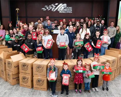 Cruzan 868,000 cajas de regalos por puente internacional de Nuevo Laredo, ¿para quiénes son?