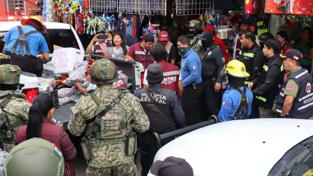 Autoridades decomisan pirotecnia clandestina en el centro de Villahermosa, Tabasco, tras operativo