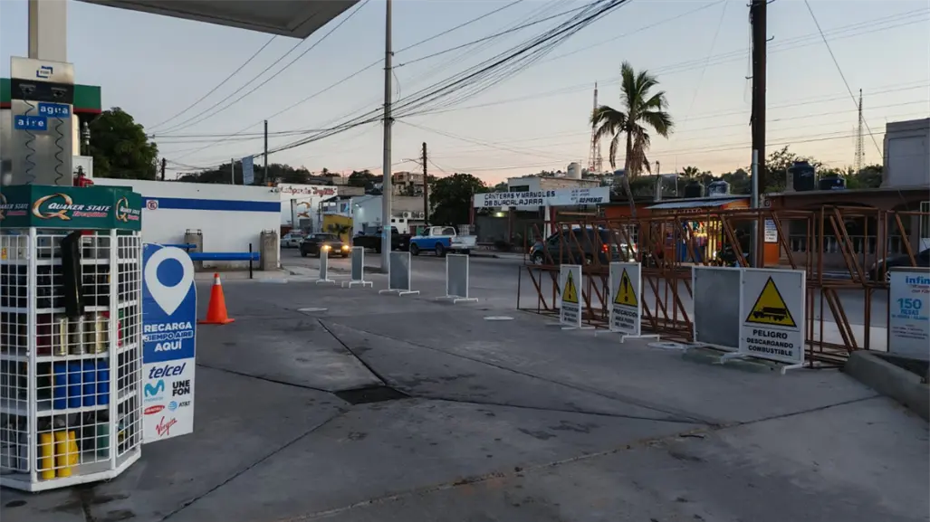 ¿Por qué hay gasolineras cerradas en La Paz? Esto es lo que se sabe hasta ahora