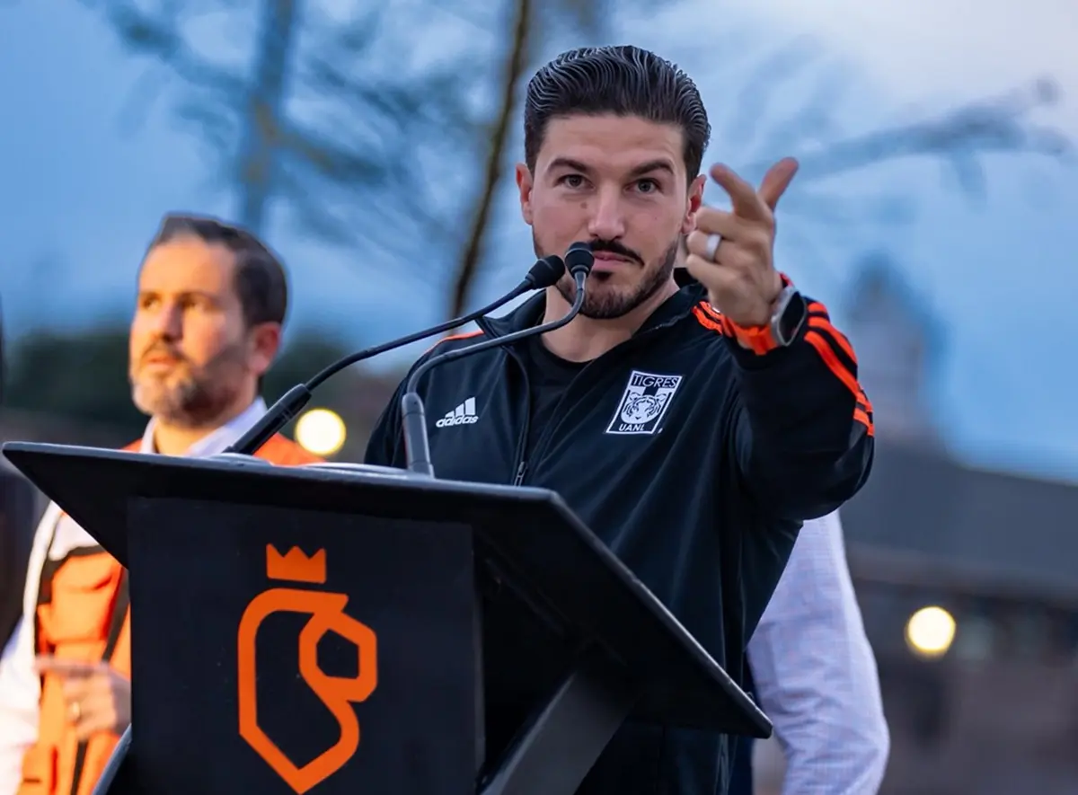 El gobernador de Nuevo León, Samuel García, confía en que la Selección de Holanda jugará el partido de eliminatoria del Mundial 2026 en el estadio BBVA. Foto: Facebook Samuel García