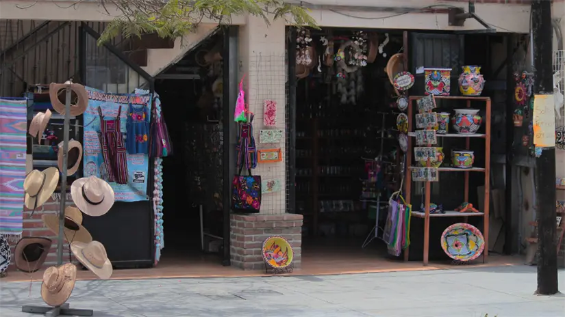imagen recuadro Habitantes de Todos Santos han expresado preocupación por los posibles impactos urbanos y comerciales del proyecto presuntamente promovido por Chedraui. Foto: Archivo POSTA Baja California Sur