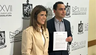 Proponen regular costos de “Maestros Sombra” en colegios privados de Nuevo León