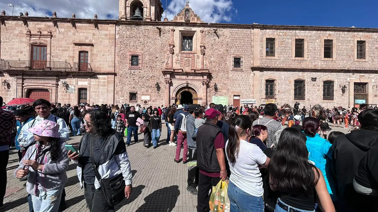 Santuario de Guadalupe de Durango se satura de miles de creyentes este 12 de diciembre
