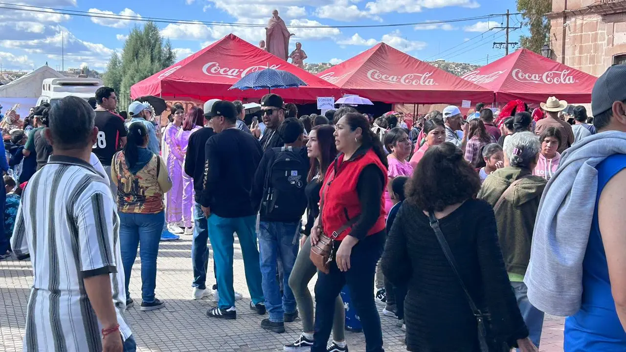 Santuario de Guadalupe de Durango se satura de miles de creyentes este 12 de diciembre