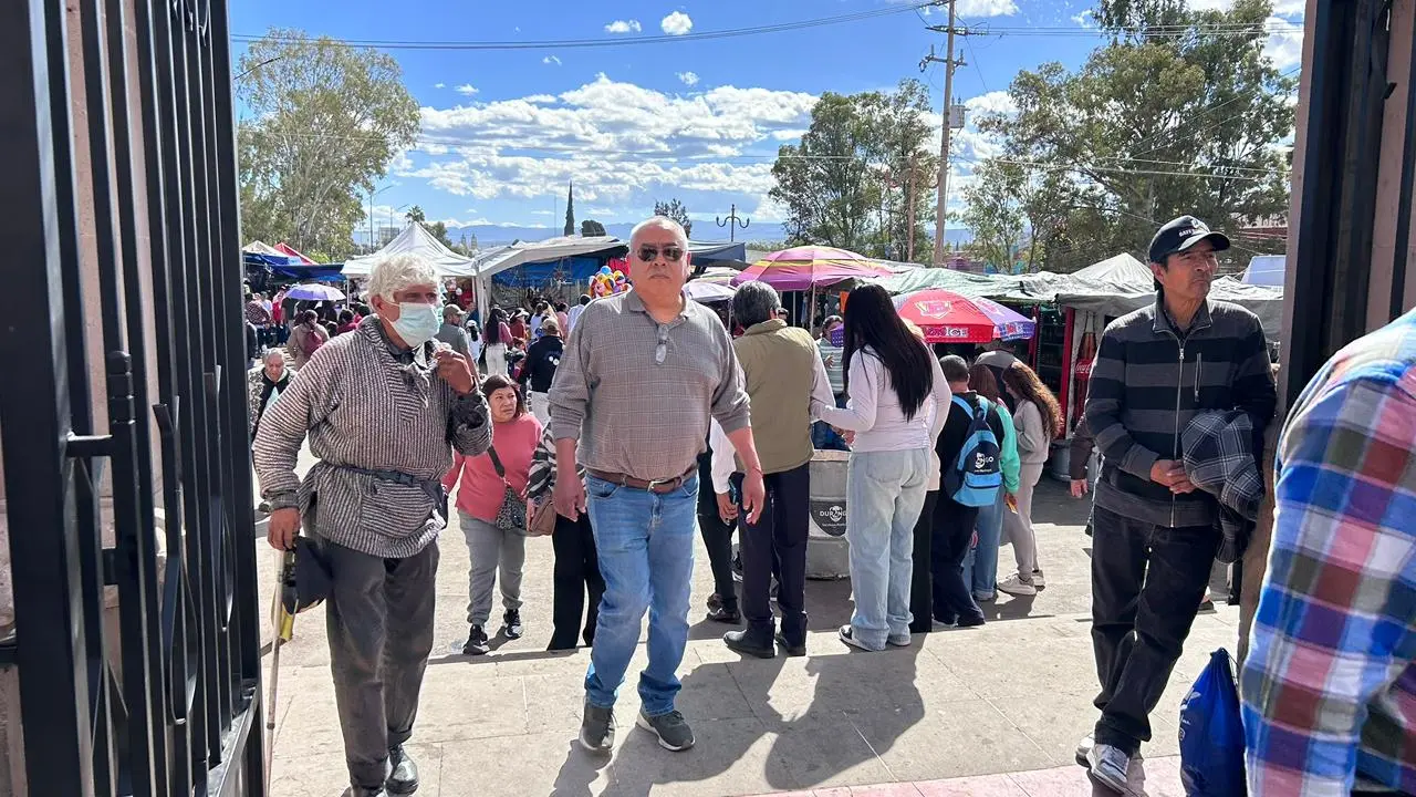 Santuario de Guadalupe de Durango se satura de miles de creyentes este 12 de diciembre