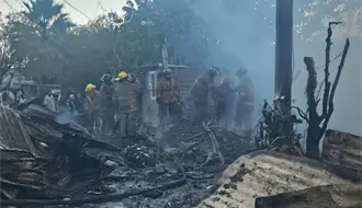 Incendio consume casa de madera en Guadalupe