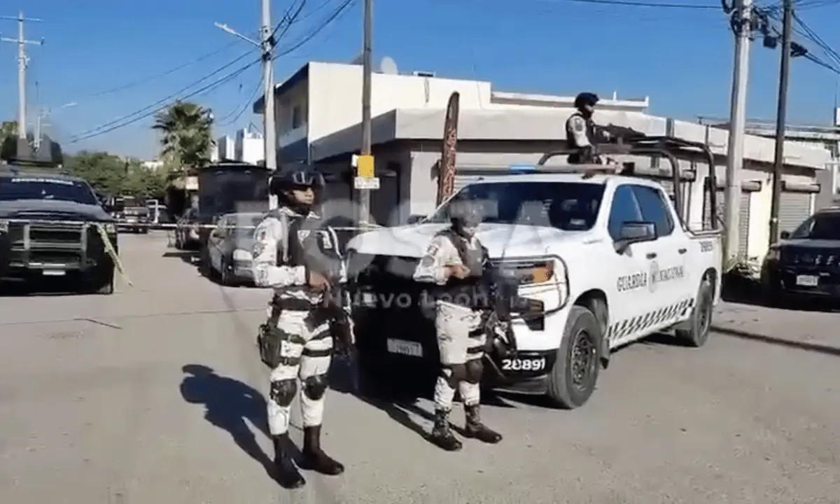 Tanto los detenidos como las armas fueron puestos a disposición de las autoridades correspondientes. Foto: POSTA.
