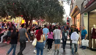 Así luce el Centro de Monterrey a dos semanas de Navidad