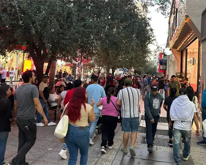 Así luce el Centro de Monterrey a dos semanas de Navidad