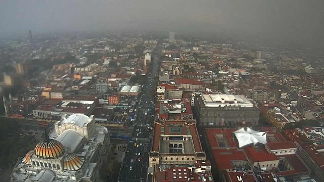 Vista aérea del clima en CDMX. Foto: X (@webcamsdemexico)