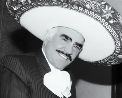 Familia de Vicente Fernández recuerda al cantante en su aniversario luctuoso