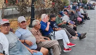 La Plaza de los Pájaros Caídos en Tampico: un refugio para abuelitos