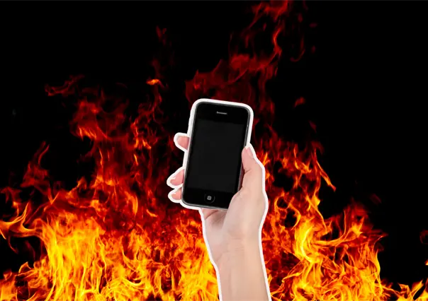 Se incendia colchón en Saltillo tras sobrecarga de celular, pudo terminar en tragedia