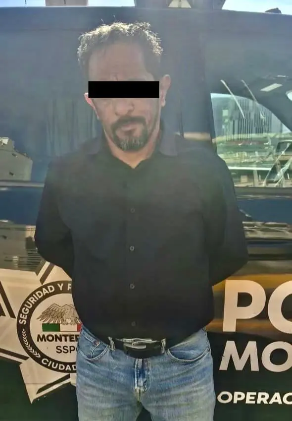 imagen recuadro Sujeto detenido. Foto: Policía de Monterrey.