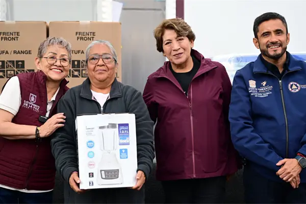 Han llegado las ayudas a los afectados por las lluvias pasadas en Nezahualcóyotl Han llegado las ayudas a los afectados por las lluvias pasadas en Nezahualcóyotl
