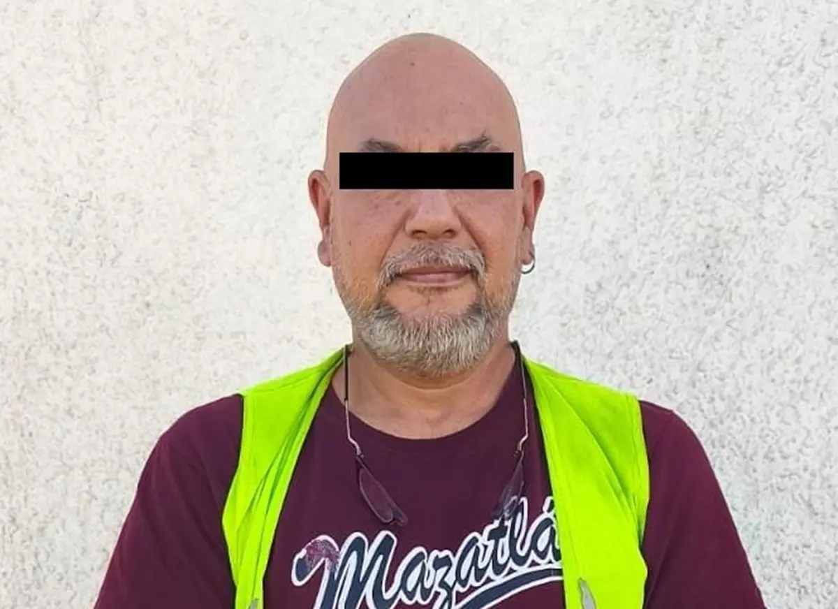 Juan Francisco N, de 54 años de edad, quedó a disposición de la Fiscalía General de la República (FGR). Foto: Policía de Monterrey