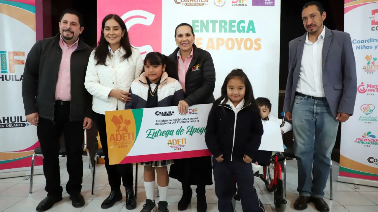Estos apoyos se han distribuido en las regiones Laguna, Centro-Desierto, Norte, Sureste y Carbonífera, lo que demuestra el alcance estatal de la estrategia./Foto: DIF Coahuila