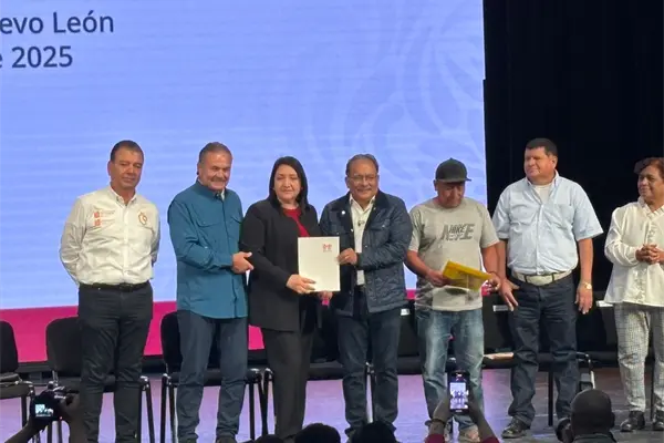 Escobedo entrega mil 200 cancelaciones de hipoteca a usuarios del Infonavit Escobedo entrega mil 200 cancelaciones de hipoteca a usuarios del Infonavit