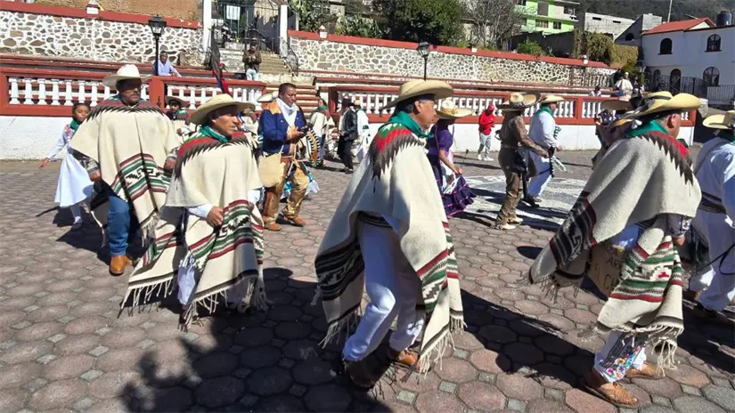 imagen recuadro La danza de arrieros se ha convertido en un símbolo de identidad en Santiago Analco. Foto: Facebook @Click 21 Noticias :