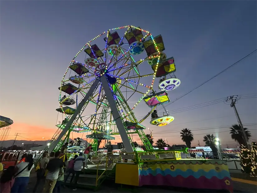 imagen recuadro Rueda de la fortuna en Brilla Juárez 2025 Foto: POSTAMX