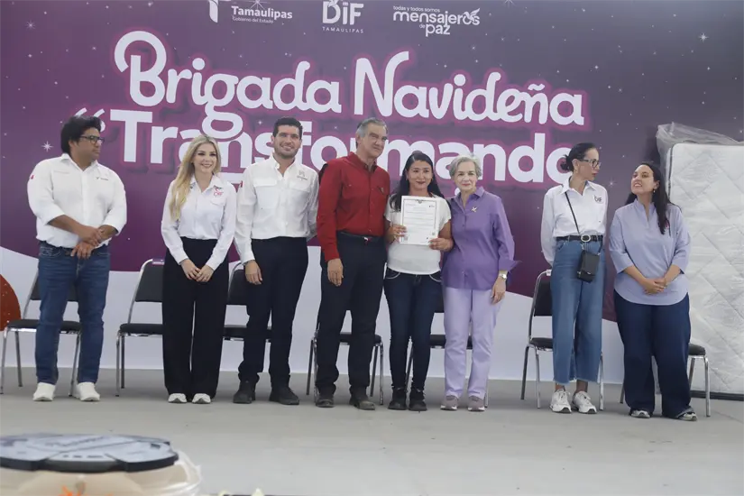 imagen recuadro Américo Villarreal y María de Villarreal llevan Brigada Navideña Transformando Familias. FOTO | DIF Tamaulipas