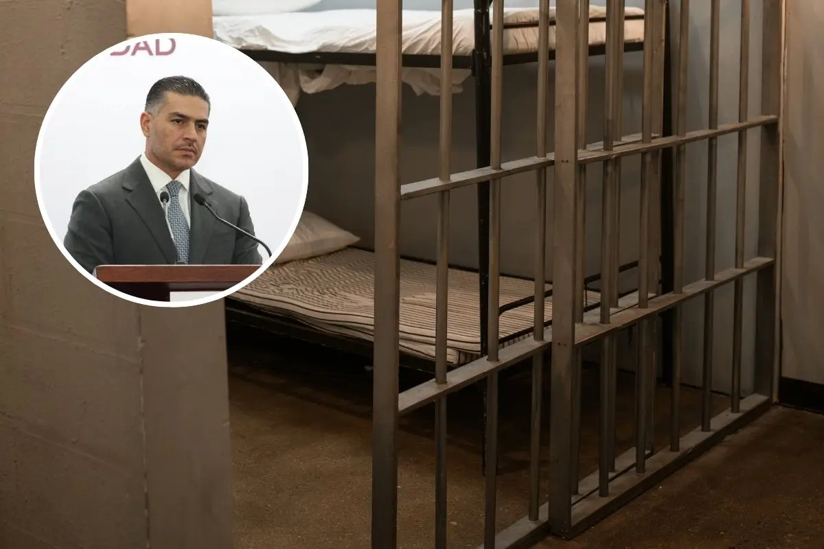 Cárcel vacía ilustrando la estrategia federal de traslado de reos / Foto: Omar García Harfuch | Canva