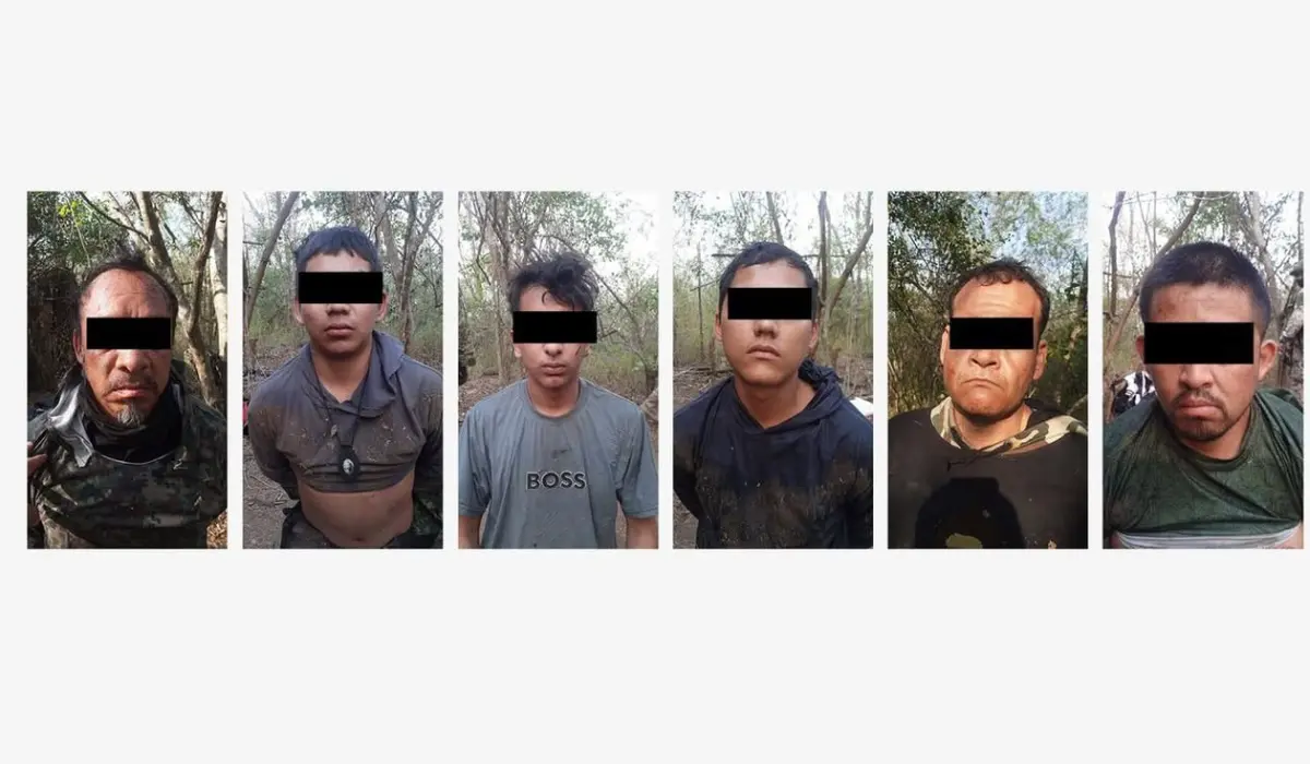 Los seis sujetos detenidos por las autoridades de Colima en los límites de Michoacán. Foto: Facebook (Secretaría de Seguridad Pública Colima)