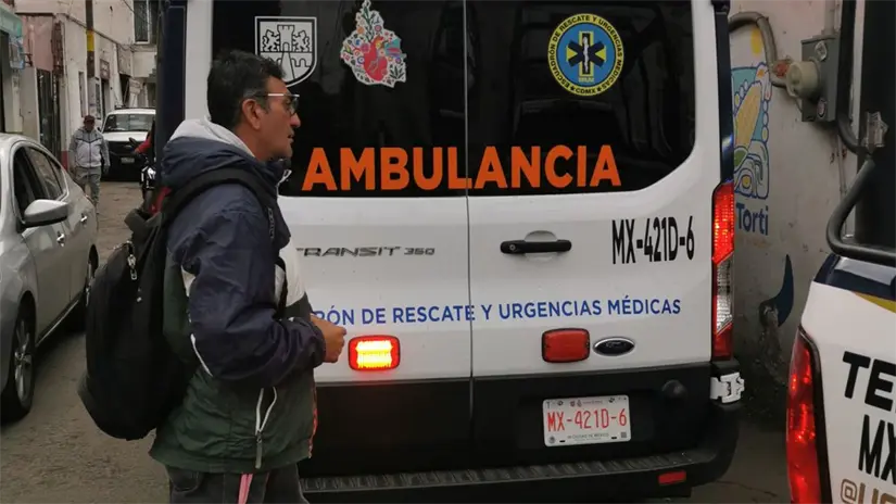 imagen recuadro Servicio de emergencia que llegó a la zona del incendio en CDMX. Foto: Luis Antonio Alfaro