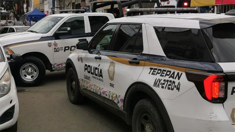 imagen recuadro Servicio de SSC que llegó a ayudar a la zona del incendio en CDMX. Foto: Luis Antonio Alfaro