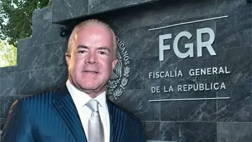 Raúl Rocha, co-propietario de Miss Universo, reconoce traficar con huachicol, pero nomás poquito Raúl Rocha, co-propietario de Miss Universo, reconoce traficar con huachicol, pero nomás poquito