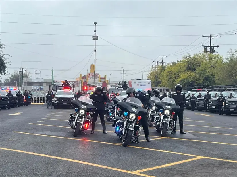 imagen recuadro La temporada decembrina arranca en Monterrey con el Operativo Regia Navidad Segura que refuerza la vigilancia y protección a familias. Foto: Yarince Torres
