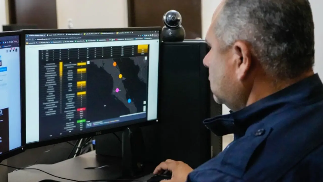 La Policía Estatal Cibernética monitorea y atiende reportes de extorsión y secuestro virtual en Baja California Sur, delitos que han mostrado un repunte durante la temporada decembrina. Foto: Secretaría de Seguridad Pública BCS