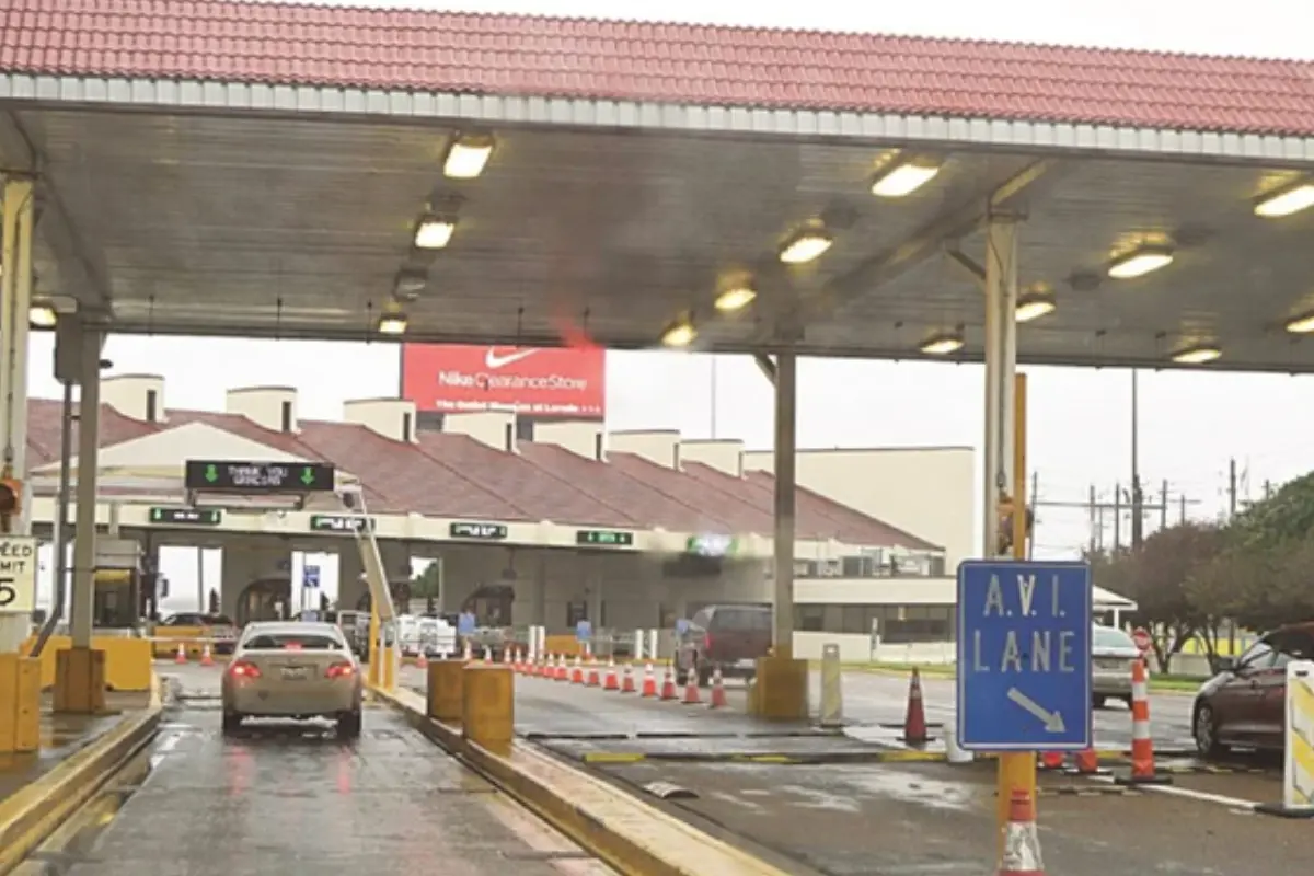 El objetivo es claro: hacer más ágil y ordenado el cruce por el Puente Internacional Juárez-Lincoln, uno de los más transitados de la región. Foto: Puentes Internacionales México