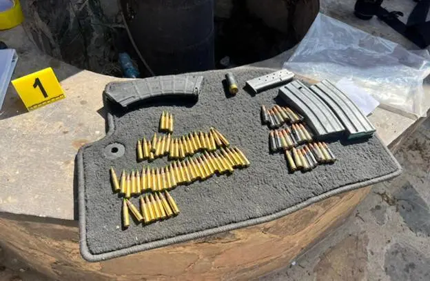 imagen recuadro Armamento asegurado por elementos de la FGR. Foto: X (@FGR_Jal)