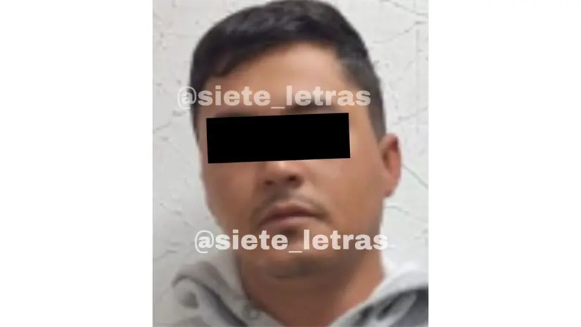 Hombre que obligó a su esposa a estar con extraños en Iztapalapa  Foto: X (@siete_letras)