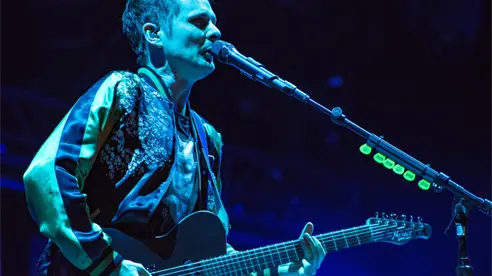 Muse agradece a sus fans y estrena "With You", minidocuserie grabada alrededor del mundo Muse agradece a sus fans y estrena "With You", minidocuserie grabada alrededor del mundo